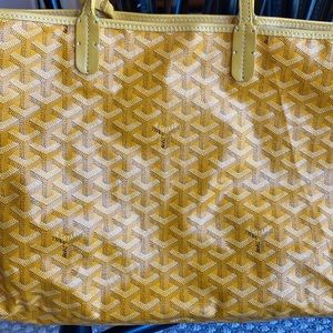 Gorgeous Goyard Anjou PM Bag Yellow Bag! Great condition.